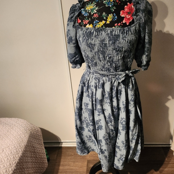 👗  dress - Picture 6 of 7